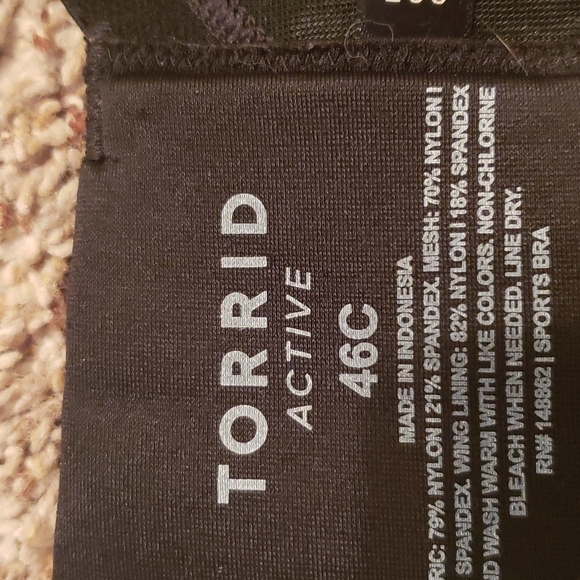 EUC Torrid Sports Bra with Underwire 4 Hook Size 46C - Picture 3 of 3